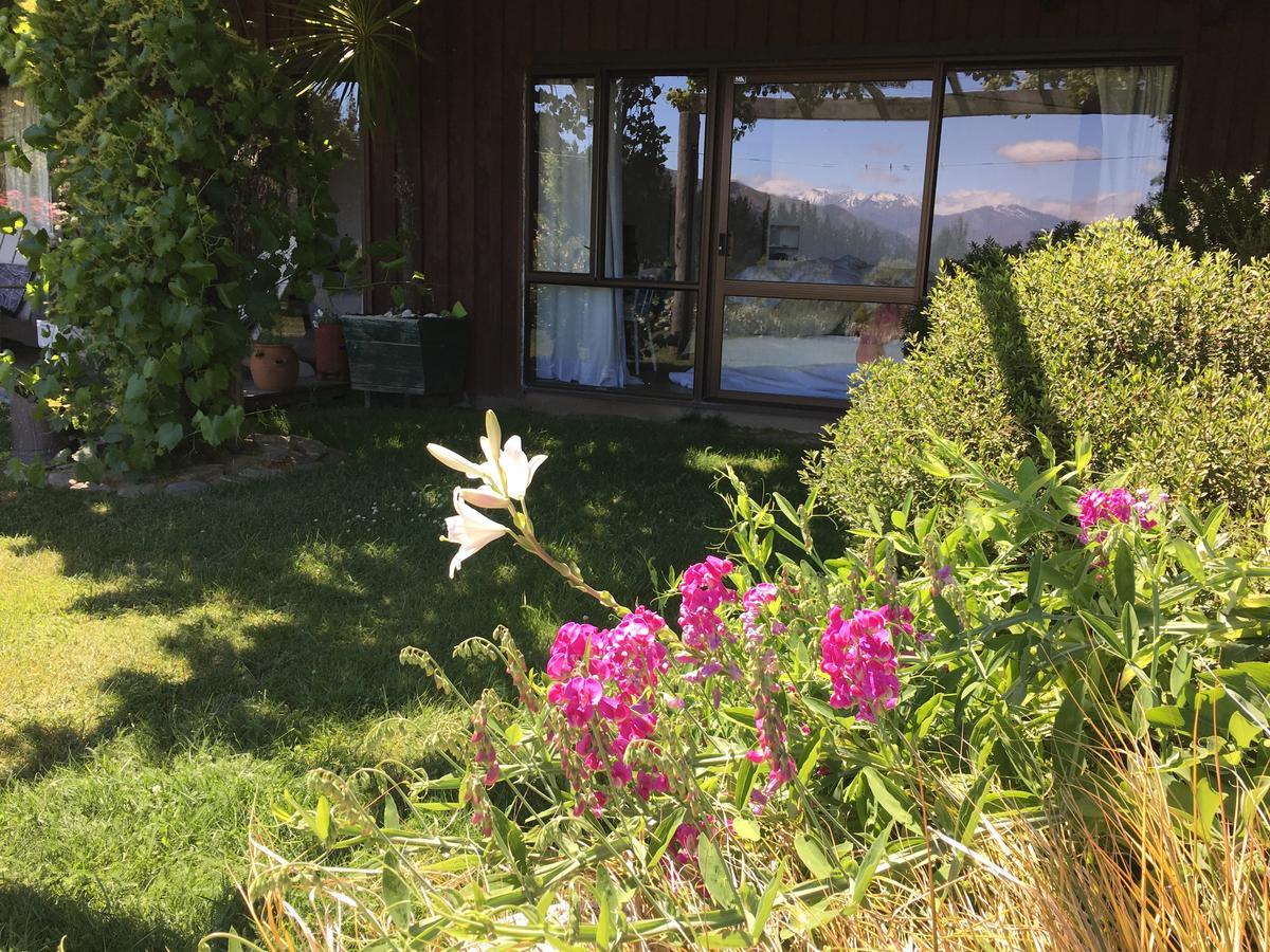 Mitchella Farm Lägenhet Wanaka Exteriör bild