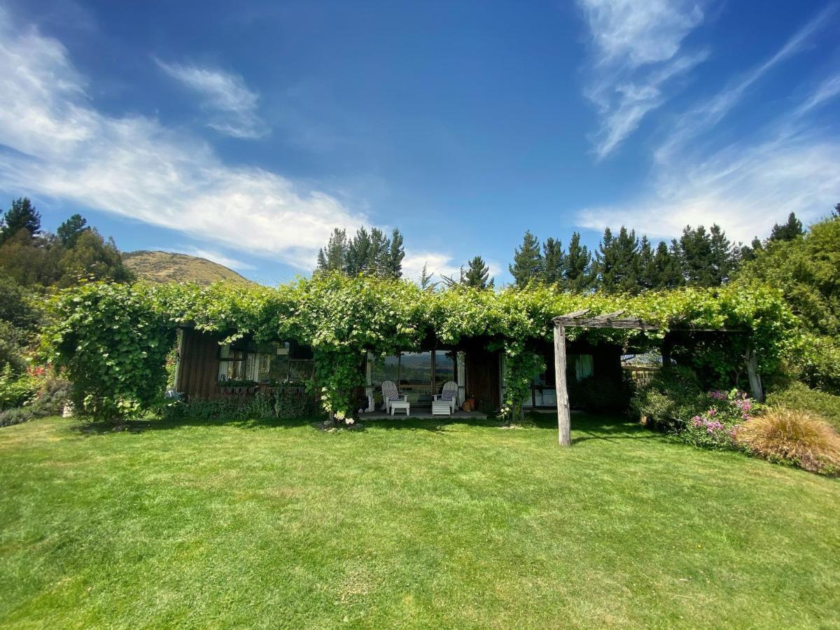 Mitchella Farm Lägenhet Wanaka Exteriör bild